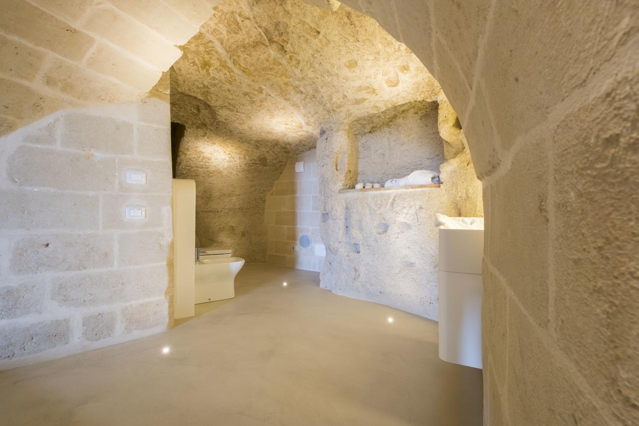 Aquatio Cave Luxury Hotel&SPA Matera Esterno foto The interior of the church