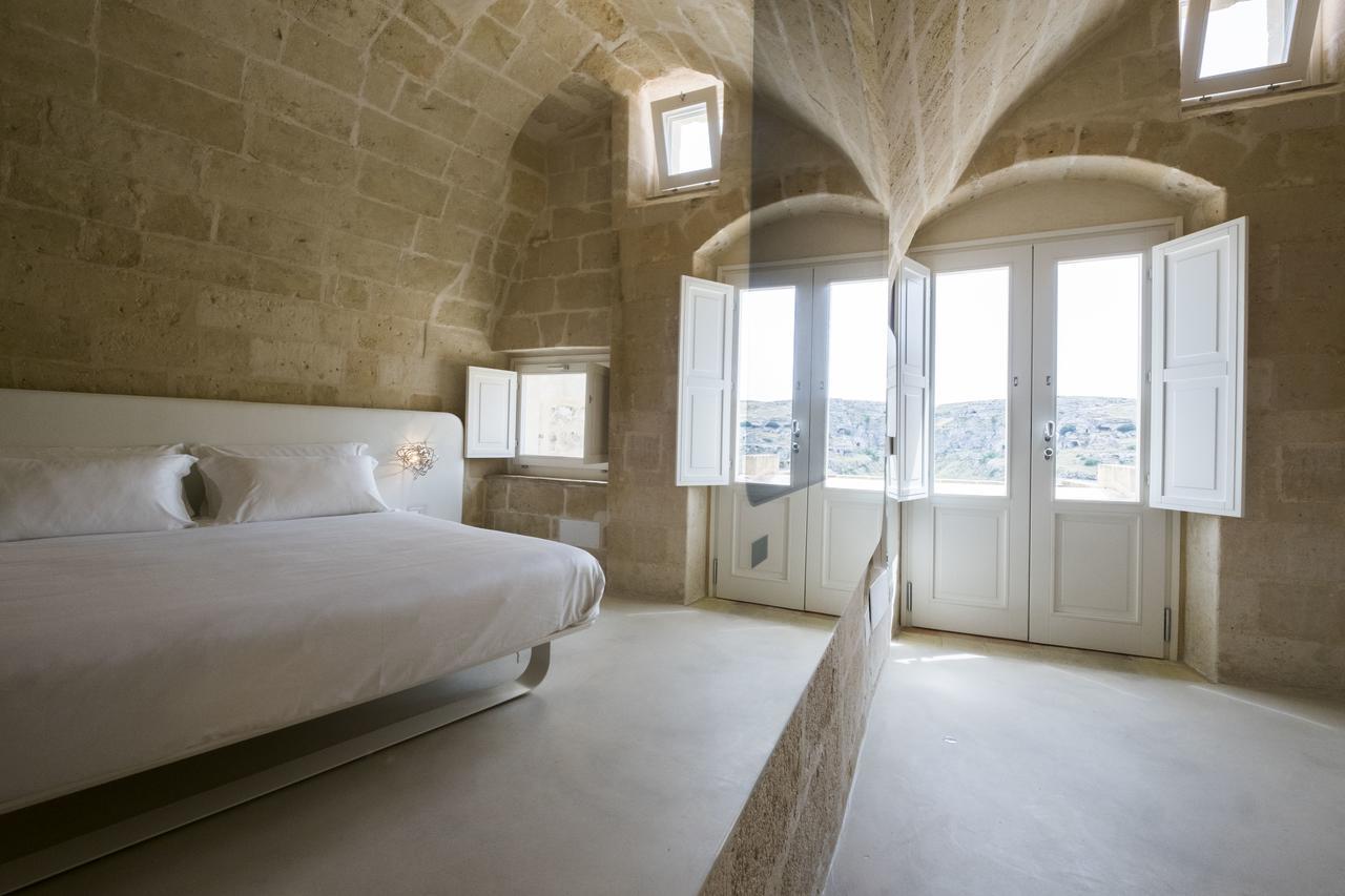 Aquatio Cave Luxury Hotel&SPA Matera Esterno foto A room at the Hotel Matera