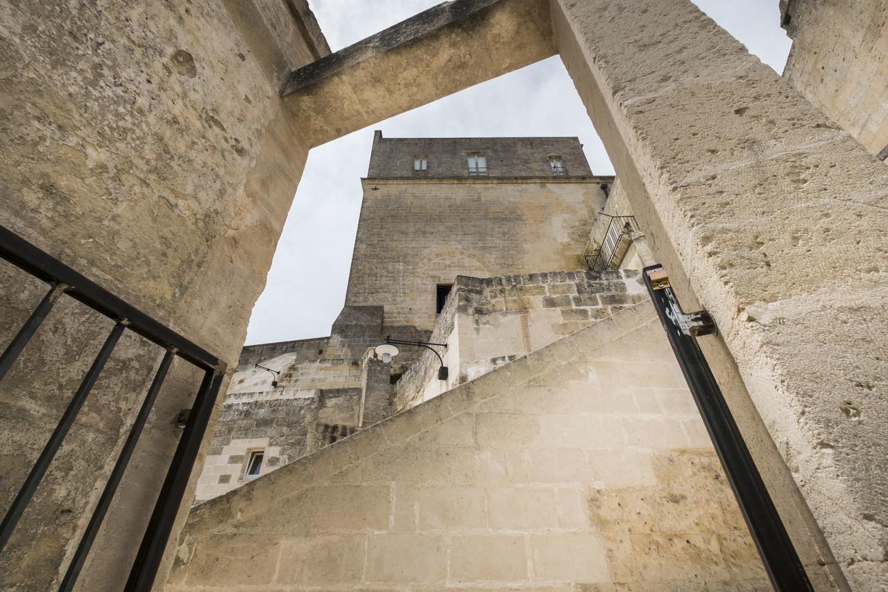 Aquatio Cave Luxury Hotel&SPA Matera Esterno foto The staircase