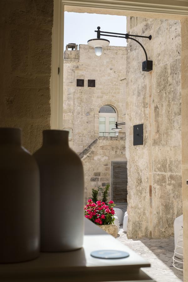 Aquatio Cave Luxury Hotel&SPA Matera Esterno foto The interior of the castle