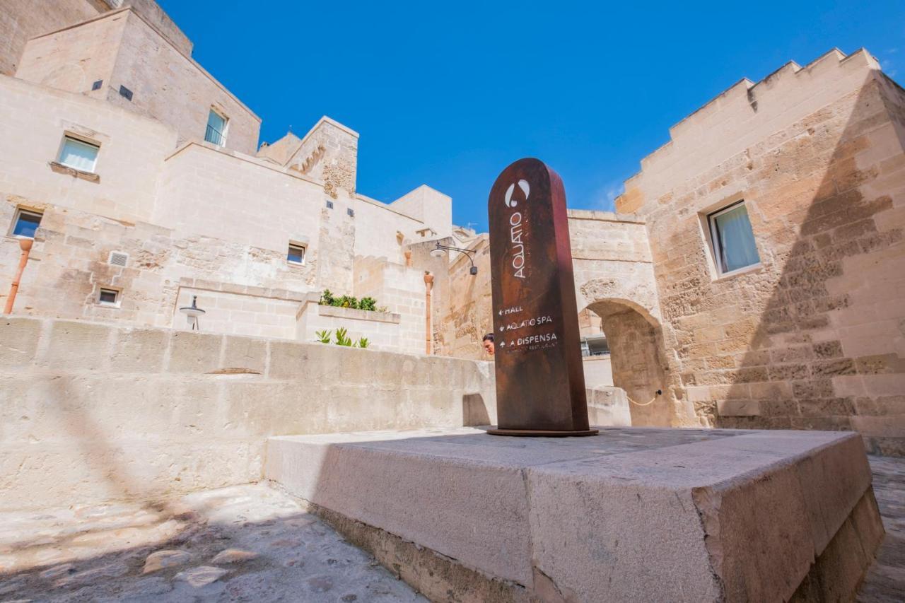 Aquatio Cave Luxury Hotel&SPA Matera Esterno foto The sculpture of the "S" of the Sassi di Matera